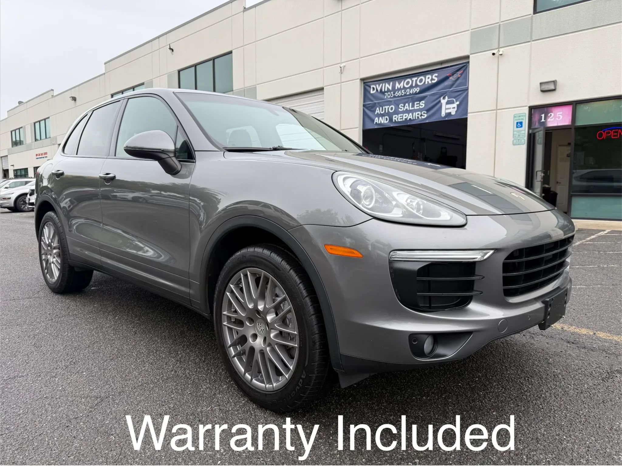 Used 2016 Porsche Cayenne AWD/4WD image 1