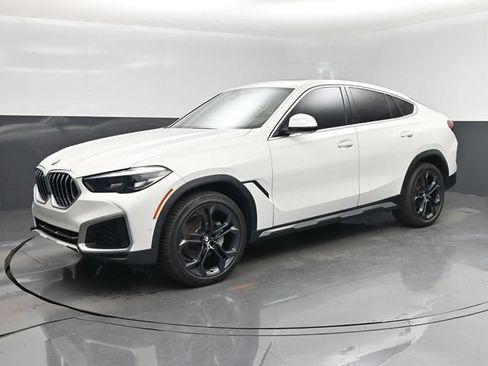 Used 2022 BMW X6 xDrive40i AWD/4WD image 9