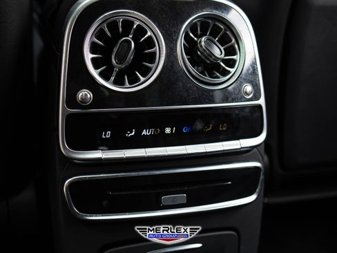 Used 2018 Mercedes-Benz S 560 4MATIC Sedan w/ Premium Package image 25