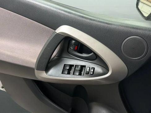 Used 2007 Toyota RAV4 2WD image 15