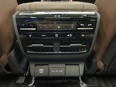 New 2026 Acura MDX w/ Advance Package image 15