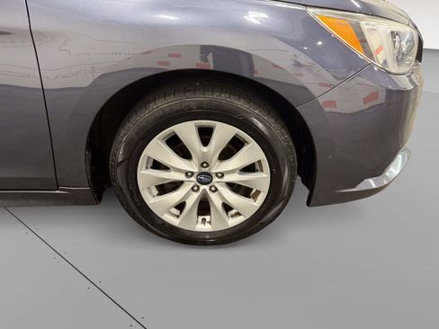 Used 2017 Subaru Legacy 2.5i Premium AWD/4WD image 10