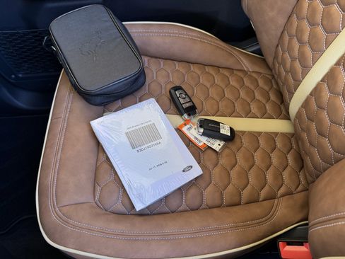 Used 2025 Ford Bronco Outer Banks image 37