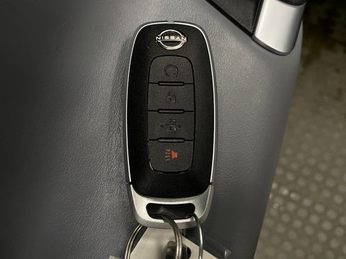 Used 2023 Nissan Kicks SR w/ SR Premium Package image 29