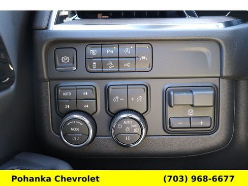 New 2026 Chevrolet Suburban High Country AWD/4WD image 14