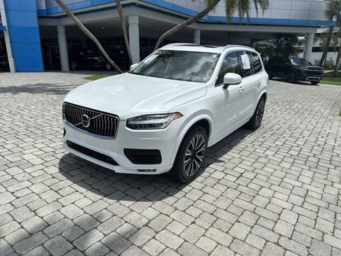 Used 2020 Volvo XC90 T6 Momentum AWD/4WD image 19
