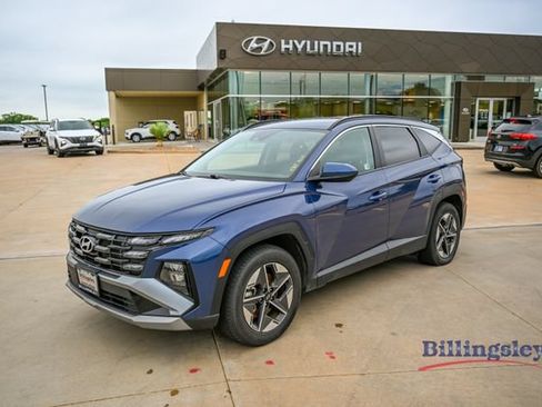 Used 2025 Hyundai Tucson SEL FWD image 1