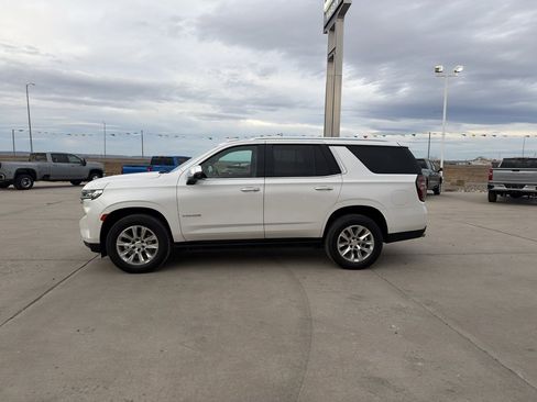 Used 2023 Chevrolet Tahoe Premier AWD/4WD image 2