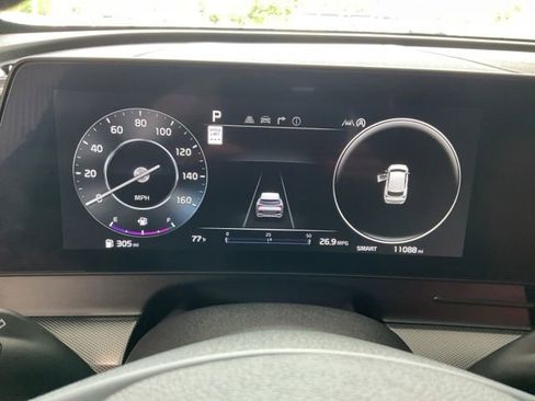 Used 2025 Kia Sportage SX FWD image 11