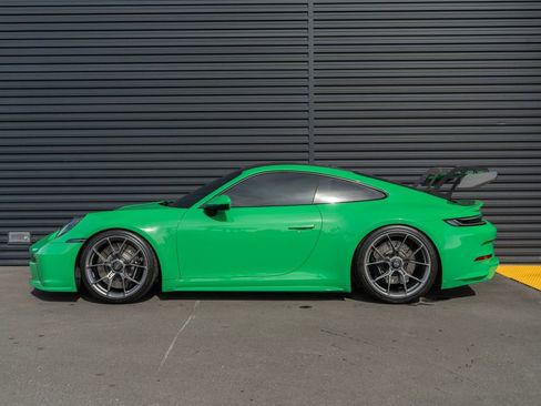 Used 2022 Porsche 911 GT3 RWD image 2
