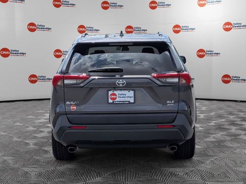 Used 2020 Toyota RAV4 XLE Premium AWD/4WD image 6