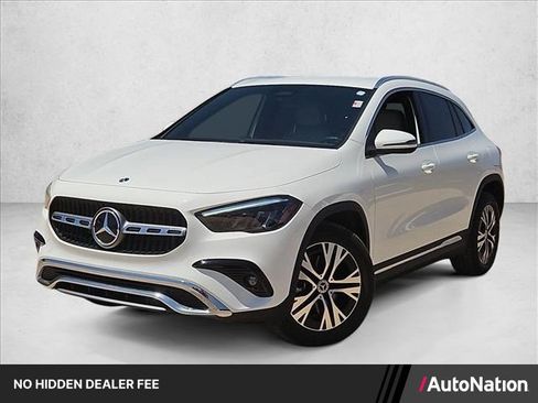Used 2025 Mercedes-Benz GLA 250 4MATIC image 1