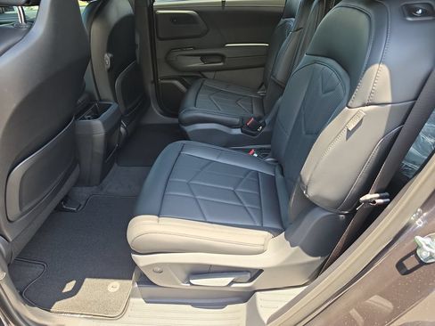 New 2027 Kia Telluride SX X-Line AWD/4WD image 17
