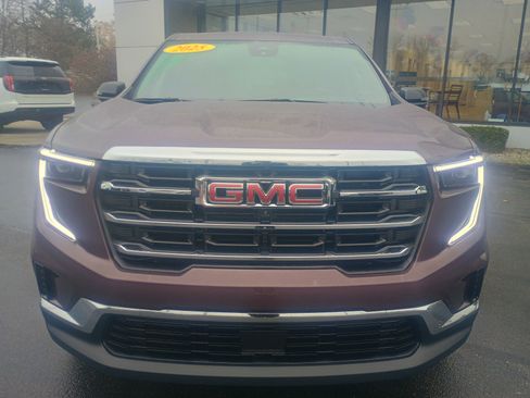 Used 2025 GMC Acadia Elevation w/ LPO, Floor Liner Package image 2