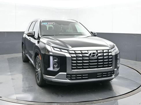 Used 2024 Hyundai Palisade Calligraphy image 8