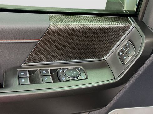 Used 2025 Ford F150 Raptor AWD/4WD image 18