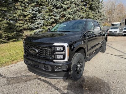 New 2026 Ford F350 Lariat w/ Black Appearance Package
