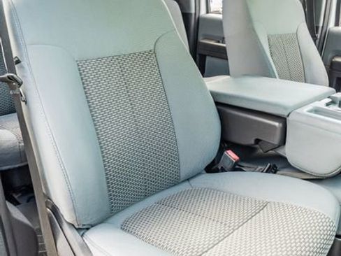 Used 2015 Ford F250 XLT image 41