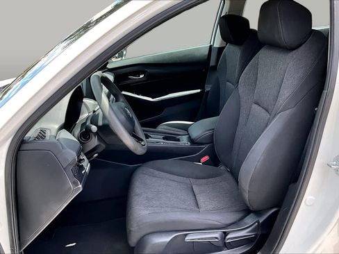 Used 2023 Honda Accord LX image 9