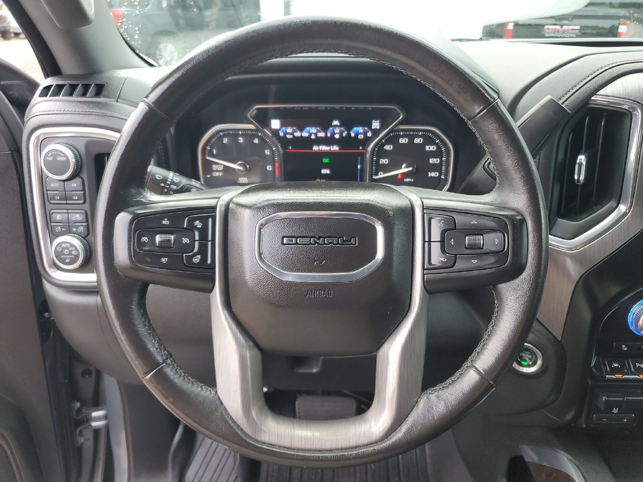 Used 2020 GMC Sierra 1500 Denali w/ Denali Ultimate Package AWD/4WD image 21