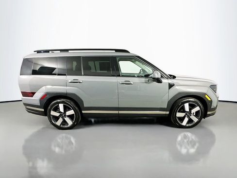 Used 2025 Hyundai Santa Fe Limited FWD image 7