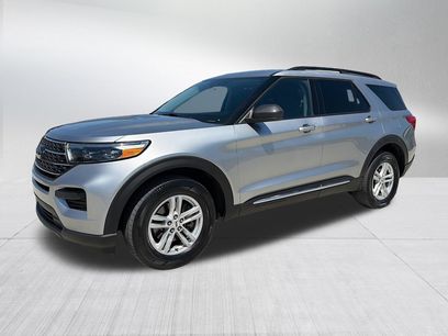 Used 2024 Ford Explorer XLT