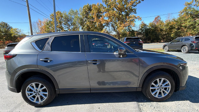 Used 2023 MAZDA CX-5 AWD 2.5 S w/ Select Package image 4