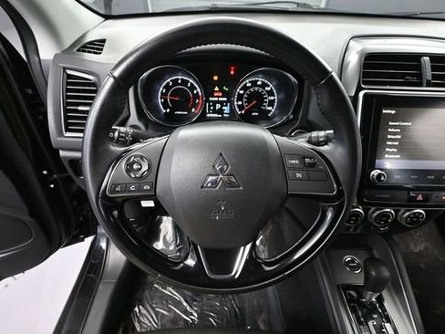 Used 2020 Mitsubishi Outlander Sport SE AWD/4WD image 23