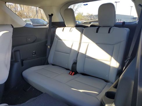 New 2026 Ford Explorer Active w/ Active Comfort Package image 24