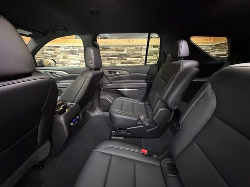 New 2026 Chevrolet Traverse LT w/ Driver Confidence Package image 19