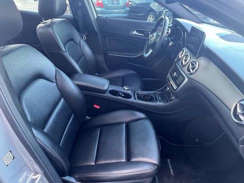 Used 2018 Mercedes-Benz GLA 250 4MATIC image 21