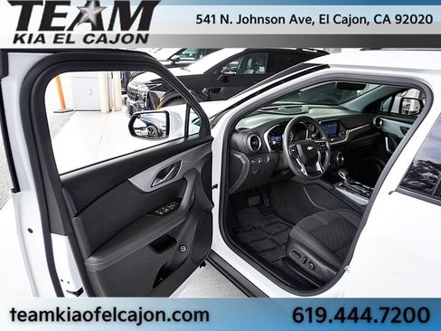 Used 2022 Chevrolet Blazer LT AWD/4WD image 34