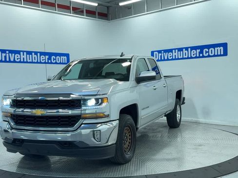 Used 2018 Chevrolet Silverado 1500 LT w/ All Star Edition image 6