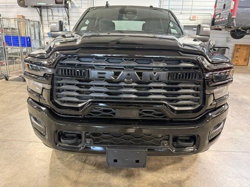 Used 2025 RAM 2500 Big Horn AWD/4WD image 41
