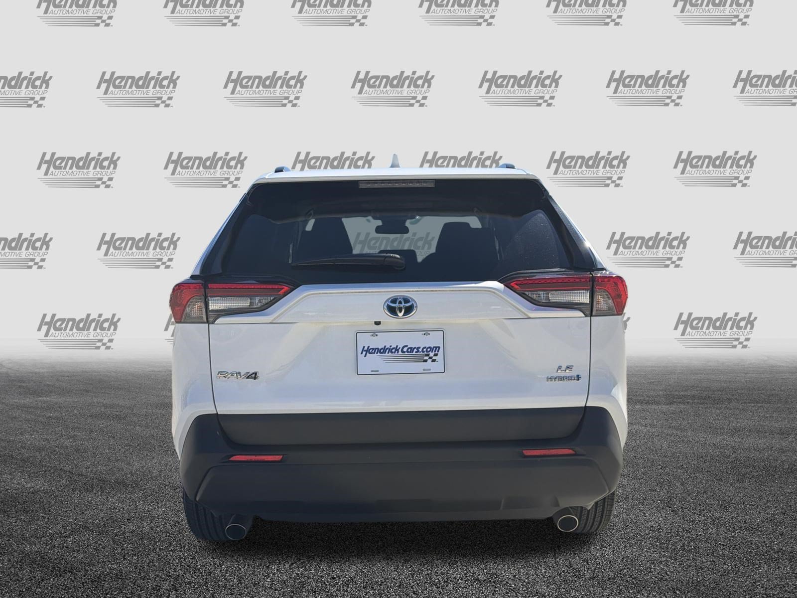 Used 2024 Toyota RAV4 LE AWD/4WD image 9