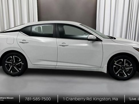 New 2025 Nissan Sentra SV w/ All-Weather Package image 4
