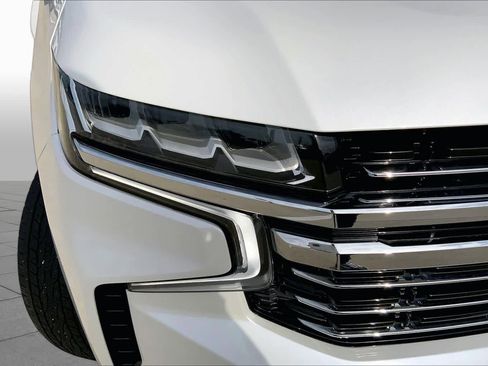 Used 2021 Chevrolet Tahoe LT w/ LT Signature Package AWD/4WD image 27