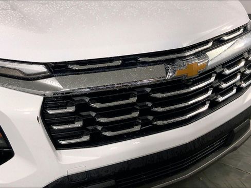 Used 2026 Chevrolet Equinox LT FWD image 30