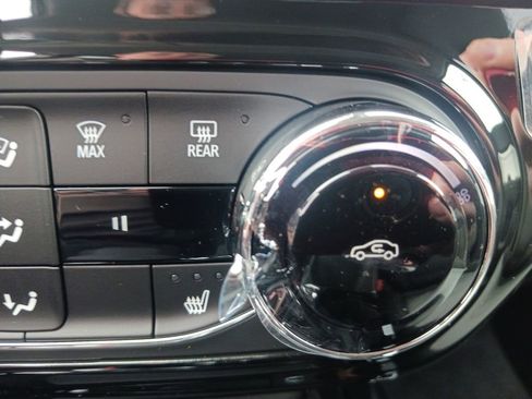 New 2026 Chevrolet Trax LT w/ Driver Confidence Package image 24