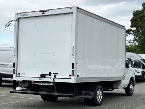 New 2026 Ford E-350 and Econoline 350 Super Duty w/ Power Equipment Group image 5