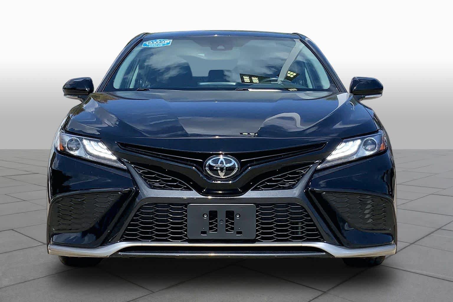 Used 2024 Toyota Camry XSE FWD image 4