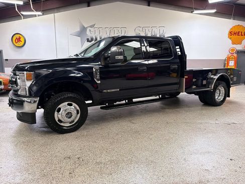 Used 2021 Ford F350 XLT w/ XLT Value Package AWD/4WD image 1