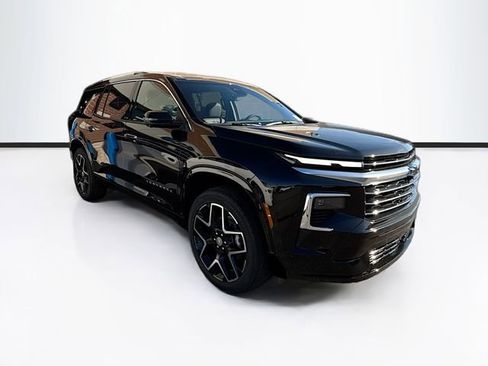 New 2026 Chevrolet Traverse High Country image 3