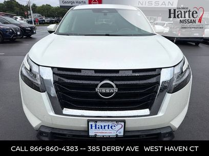 Certified 2023 Nissan Pathfinder SL w/ Lighting Package (N92)