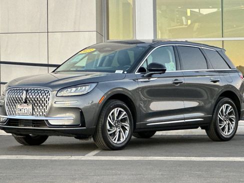 Used 2023 Lincoln Corsair FWD w/ Equipment Group 101A image 7