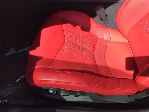 Used 2022 Chevrolet Corvette Stingray w/ Z51 Performance Package image 12