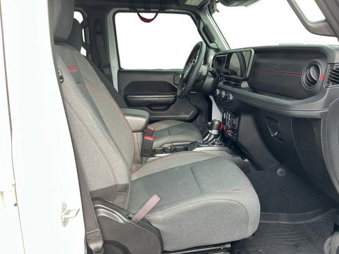 Used 2024 Jeep Wrangler Unlimited Rubicon image 22