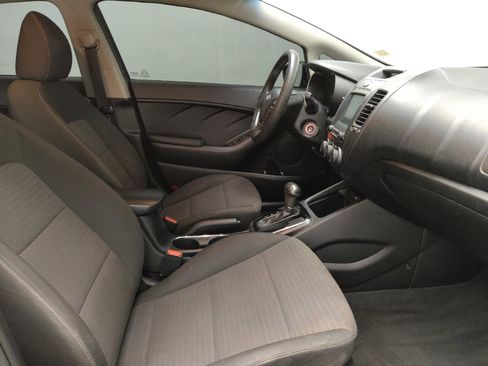 Used 2018 Kia Forte LX w/ LX Popular Package image 21