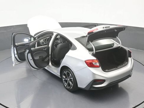 Used 2019 Chevrolet Cruze LT w/ RS Package FWD image 59