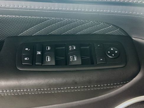 Used 2019 Jeep Grand Cherokee Trackhawk AWD/4WD image 18